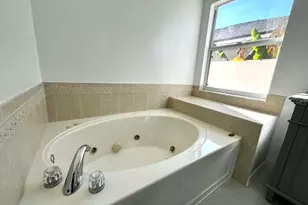 10618 Logan Chase Ln, Riverview, FL 33579 - Photo 15