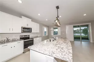 16619 Mooner Plank Cir, Wimauma, FL 33598 - Photo 15