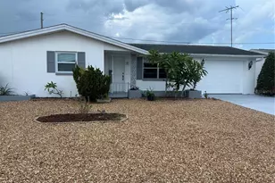 5724 Mosaic Dr, Holiday, FL 34690 - Photo 1