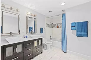 1318 Moreland Dr, Clearwater, FL 33764 - Photo 15