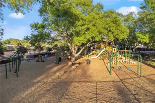 1318 Moreland Dr, Clearwater, FL 33764 - Photo 41