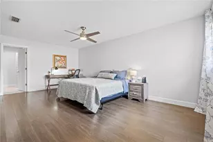 1318 Moreland Dr, Clearwater, FL 33764 - Photo 13