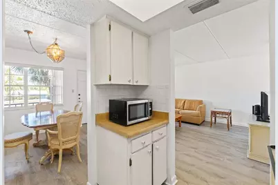 11700 Park Boulevard #202, Seminole, FL 33772 - Photo 7