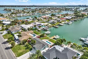 545 Capri Blvd, Treasure Island, FL 33706 - Photo 5