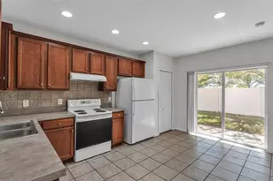 12403 Foxmoor Peak Dr, Riverview, FL 33579 - Photo 11