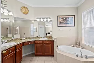 7637 Grasmere Dr, Land O Lakes, FL 34637 - Photo 35