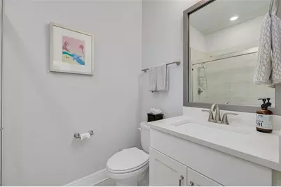 835 Burlington Avenue N, Saint Petersburg, FL 33701 - Photo 29