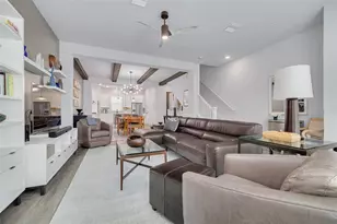 835 Burlington Ave N, Saint Petersburg, FL 33701 - Photo 7