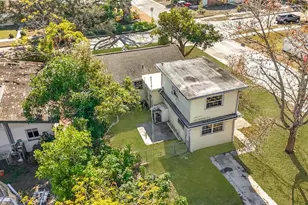 6295 3rd Ave S, Saint Petersburg, FL 33707 - Photo 55