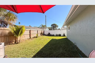 1667 N Dakota Avenue NE, Saint Petersburg, FL 33703 - Photo 27