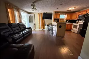 10 Mays St, Plant City, FL 33563 - Photo 5