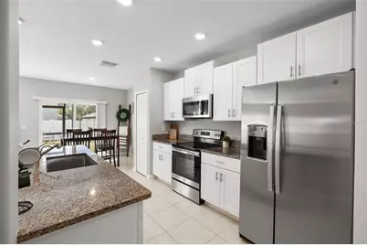 36412 Garden Wall Way, Zephyrhills, FL 33541 - Photo 37