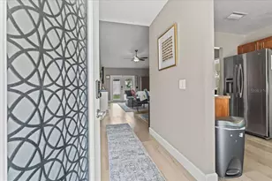 9811 Sir Frederick St, Tampa, FL 33637 - Photo 3