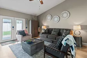 9811 Sir Frederick St, Tampa, FL 33637 - Photo 11