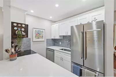 12300 Vonn Road #10201, Largo, FL 33774 - Photo 9