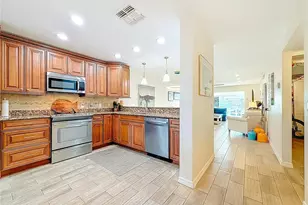 10200 Regal Dr, Largo, FL 33774 - Photo 15