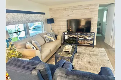 9790 66th Street N #103, Pinellas Park, FL 33782 - Photo 5