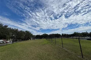 3117 Summer Cruise Dr, Valrico, FL 33594 - Photo 89