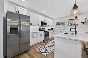 1736 Golf View Dr, Belleair, FL 33756 - Photo 7