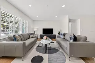 1736 Golf View Dr, Belleair, FL 33756 - Photo 3