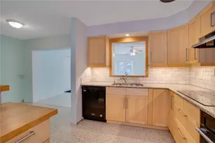 5135 101st St N, Saint Petersburg, FL 33708 - Photo 11