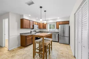 4500 23rd Ave S, Saint Petersburg, FL 33711 - Photo 9