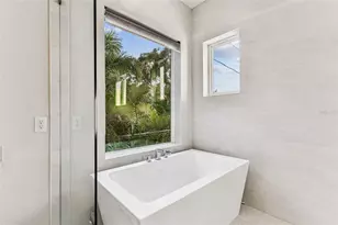 3704 S Lynwood, Tampa, FL 33611 - Photo 31