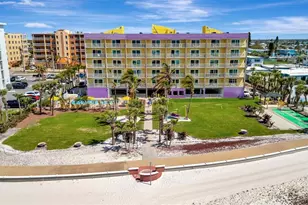 11360 Gulf Blvd, Treasure Island, FL 33706 - Photo 9