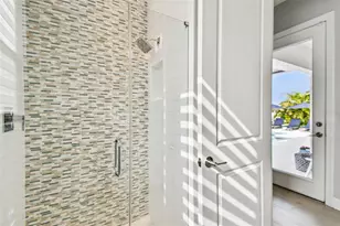 4054 Rocky Shores Dr, Tampa, FL 33634 - Photo 23