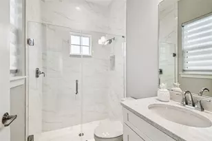 4054 Rocky Shores Dr, Tampa, FL 33634 - Photo 33
