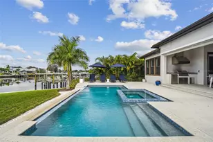 4054 Rocky Shores Dr, Tampa, FL 33634 - Photo 7