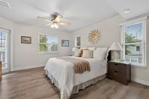 118 94th Ave, Treasure Island, FL 33706 - Photo 9