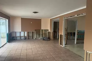 5116 Venetian Blvd NE, Saint Petersburg, FL 33703 - Photo 7