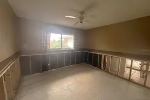 5116 Venetian Blvd NE, Saint Petersburg, FL 33703 - Photo 11