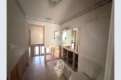 5116 Venetian Boulevard NE, Saint Petersburg, FL 33703 - Photo 17