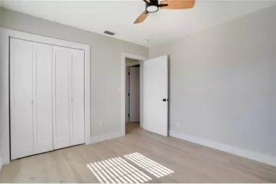 1132 76th Avenue N, Saint Petersburg, FL 33702 - Photo 19