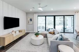 7437 Summer Ct, Sarasota, FL 34231 - Photo 7