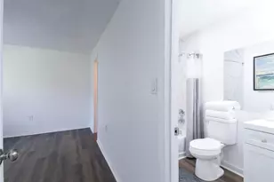 4215 E Bay Dr, Clearwater, FL 33764 - Photo 11