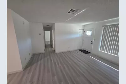 7981 Smoketree Court, Largo, FL 33773 - Photo 11