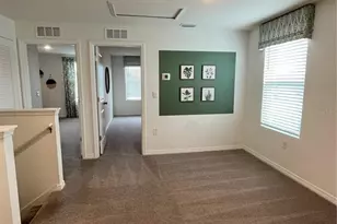 37059 Kings Crown Dr, Zephyrhills, FL 33541 - Photo 11