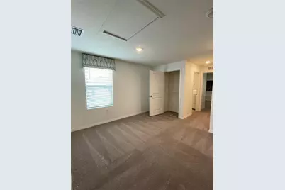 37059 Kings Crown Dr, Zephyrhills, FL 33541 - Photo 17