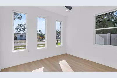 2701 35th Avenue N, Saint Petersburg, FL 33713 - Photo 13