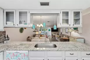 2948 Bancroft Cir E, Palm Harbor, FL 34683 - Photo 7