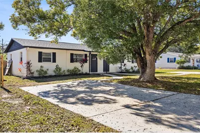 38600 Naomi Avenue, Zephyrhills, FL 33542 - Photo 3