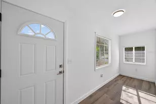 5449 10th St, Zephyrhills, FL 33542 - Photo 9