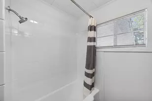 5449 10th St, Zephyrhills, FL 33542 - Photo 21