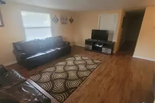 [Address not provided], Tampa, FL 33610 - Photo 5