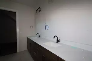 1104 W Ohio Ave, Tampa, FL 33603 - Photo 9