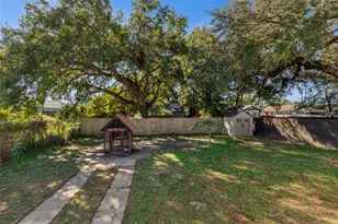 511 E Stratford Ave, Tampa, FL 33603 - Photo 41