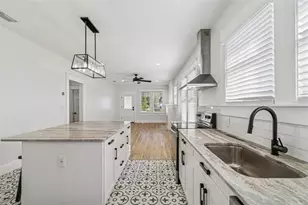 511 E Stratford Ave, Tampa, FL 33603 - Photo 13